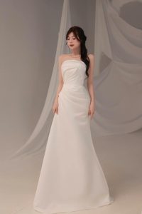 Váy satin dáng lượn - những mẫu váy đẹp sang chảnh