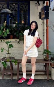 phố đồ áo thun trắng nữ 