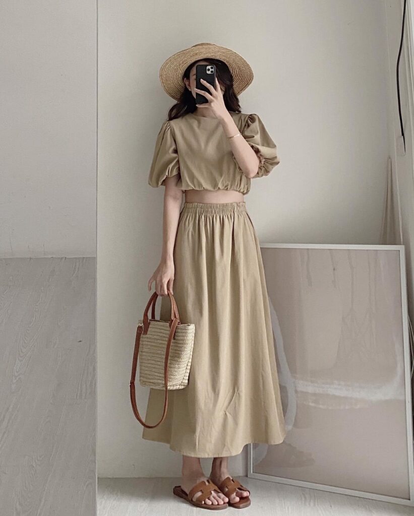 cách phối đồ với chân váy dài Hàn Quốc phong cách tối giản thanh lịch
